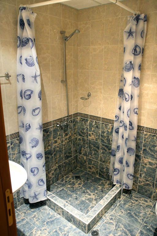 Hotel Mehdjarel شومن المظهر الخارجي الصورة