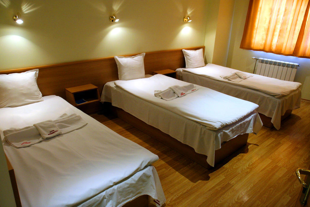 Hotel Mehdjarel شومن الغرفة الصورة