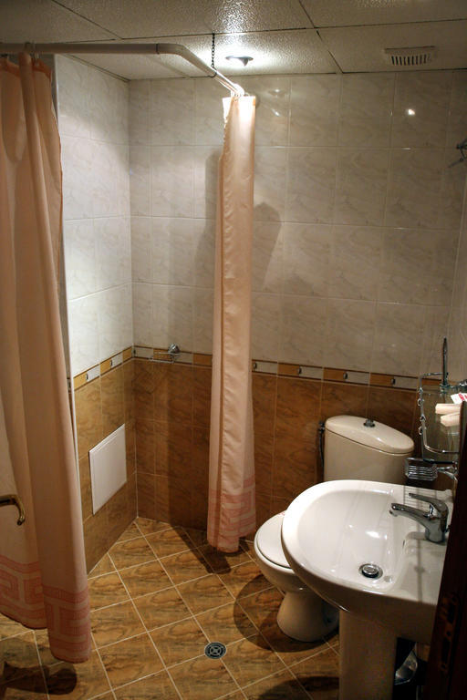 Hotel Mehdjarel شومن الغرفة الصورة