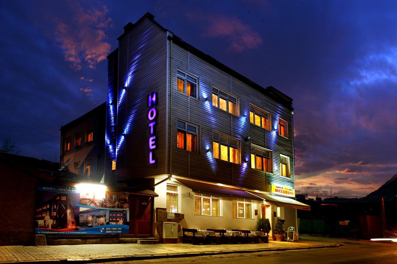 Hotel Mehdjarel شومن المظهر الخارجي الصورة